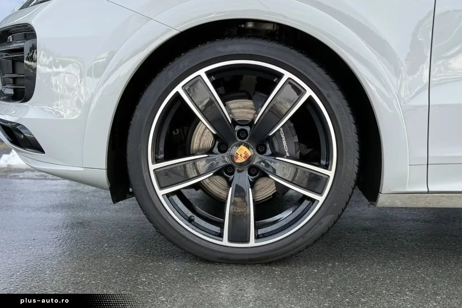 PORSCHE Cayenne Coupe Platinum Edition INNO HAL SPORTABG