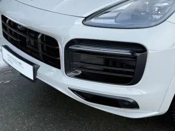 PORSCHE Cayenne Coupe Platinum Edition INNO HAL SPORTABG