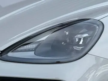 PORSCHE Cayenne Coupe Platinum Edition INNO HAL SPORTABG