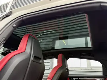 PORSCHE Cayenne Coupe Platinum Edition INNO HAL SPORTABG