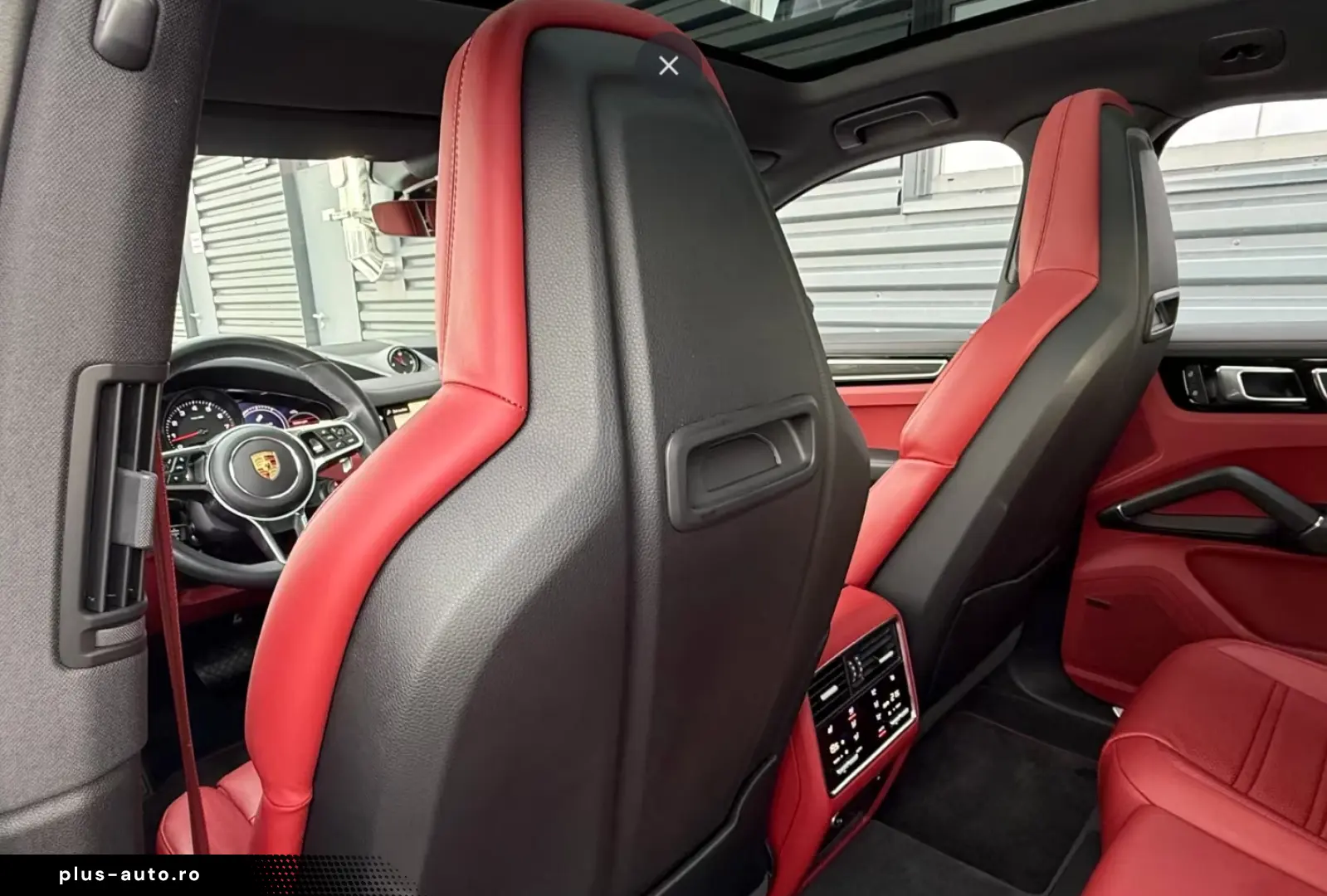 PORSCHE Cayenne Coupe Platinum Edition INNO HAL SPORTABG