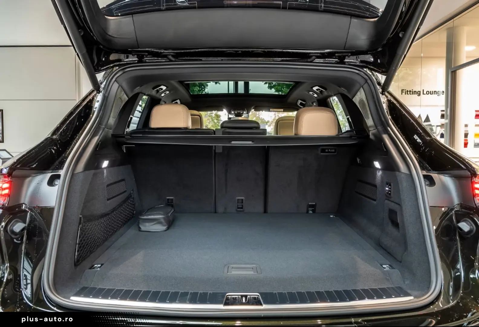 Porsche Cayenne E-Hybrid darkolive Beige Massage HeadUp 22