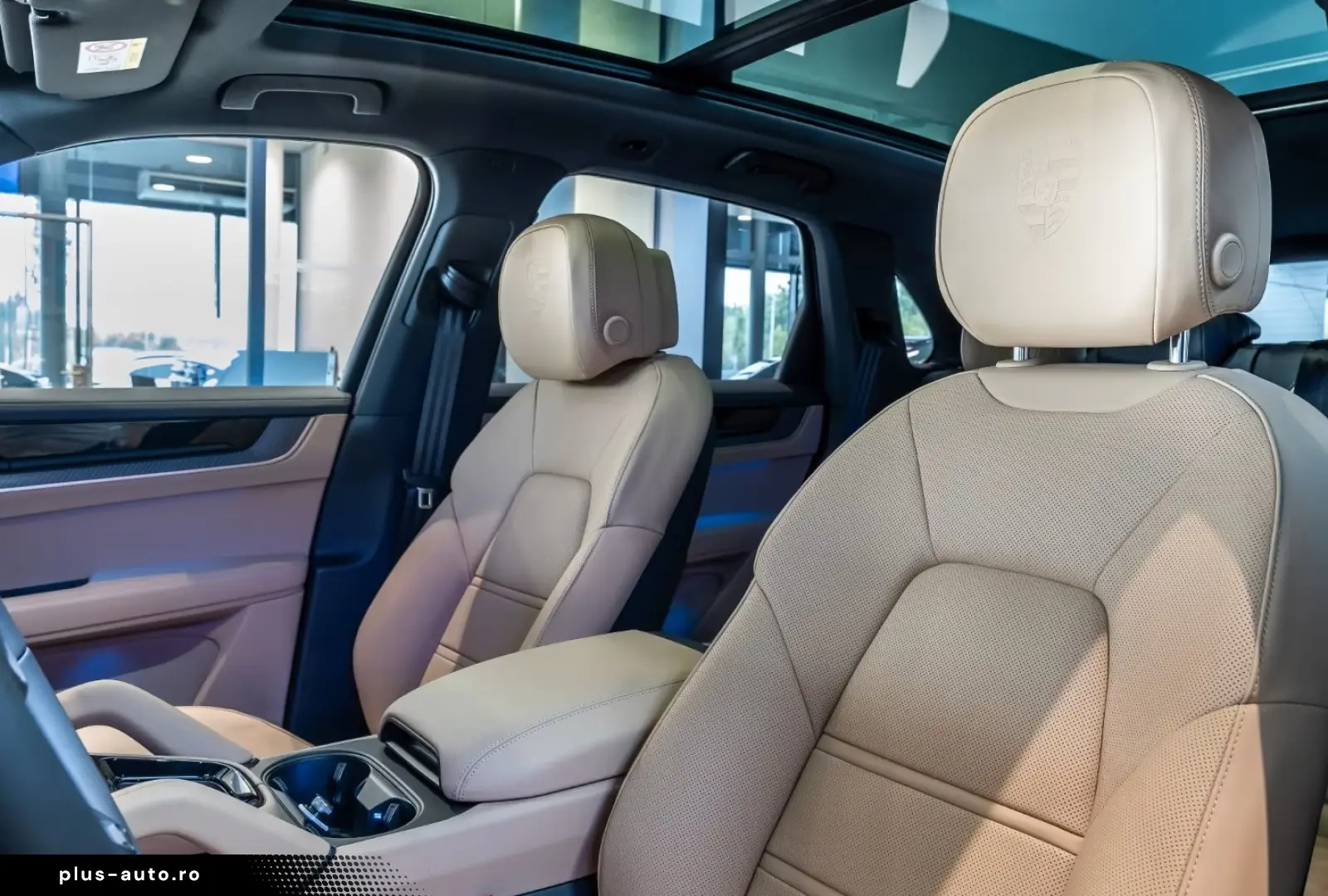 Porsche Cayenne E-Hybrid darkolive Beige Massage HeadUp 22