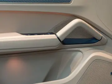 Porsche Cayenne E-Hybrid darkolive Beige Massage HeadUp 22