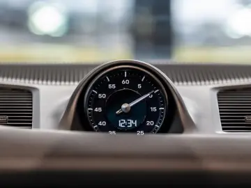 Porsche Cayenne E-Hybrid darkolive Beige Massage HeadUp 22