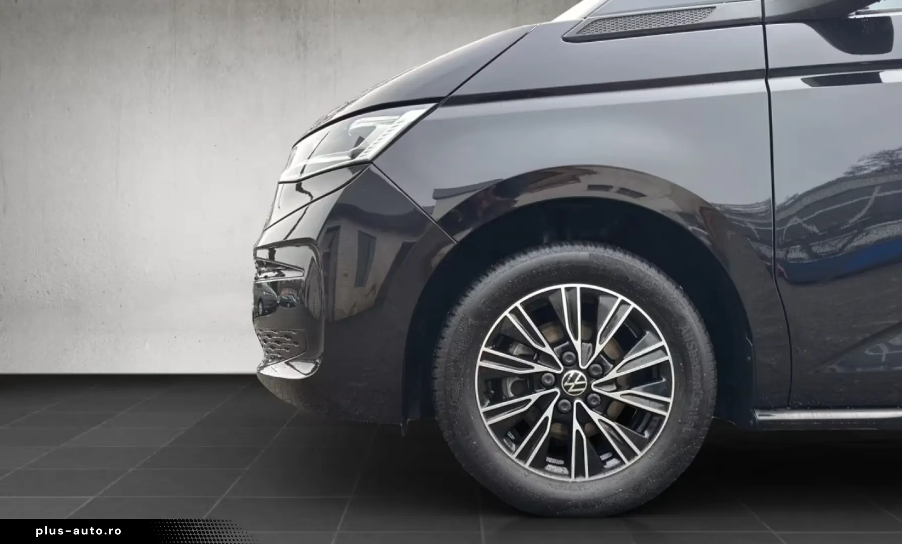 Volkswagen T7 Multivan 2.0 TDI DSG AHK Panorama 7-Sitzer