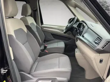Volkswagen T7 Multivan 2.0 TDI DSG AHK Panorama 7-Sitzer