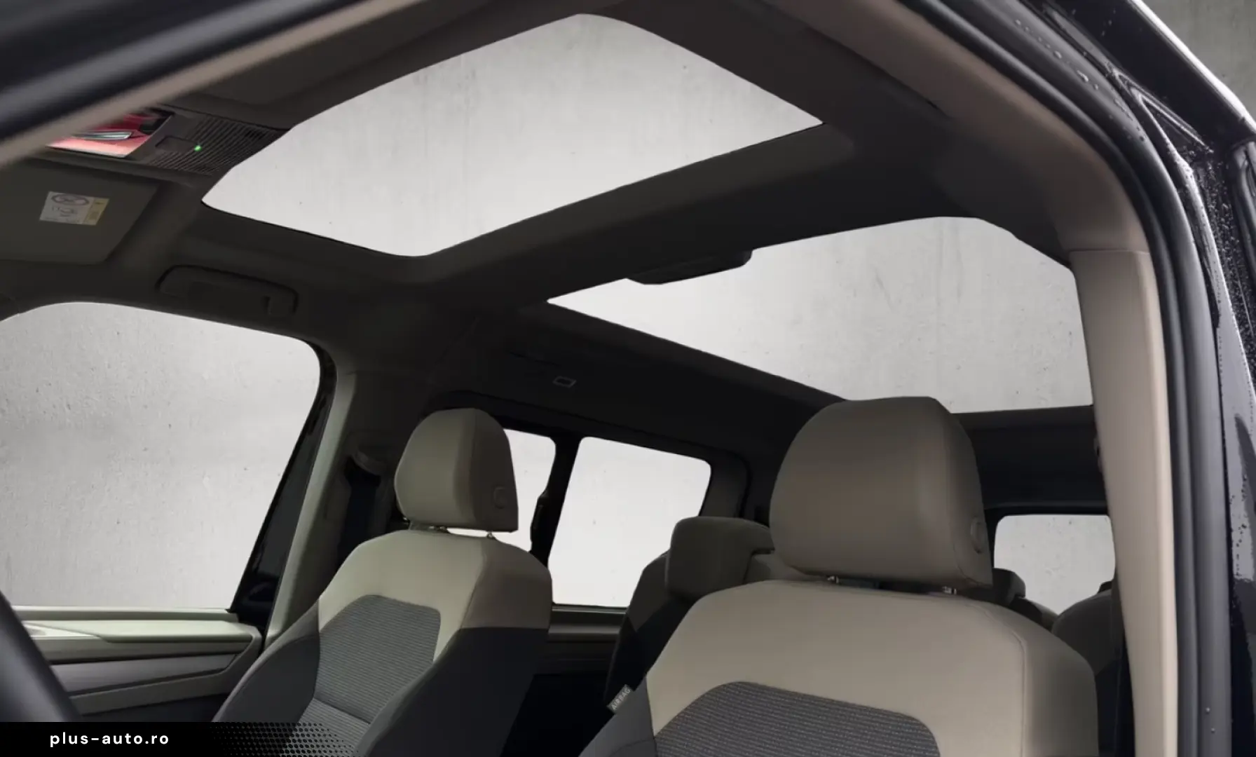 Volkswagen T7 Multivan 2.0 TDI DSG AHK Panorama 7-Sitzer