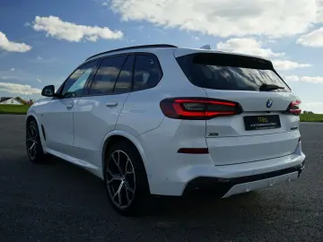BMW X5 M50i PANO LASER SOFT-CLOSE H&K 360  AHK HuD