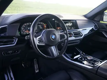 BMW X5 M50i PANO LASER SOFT-CLOSE H&K 360  AHK HuD