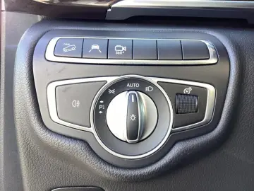 MERCEDES-BENZ V 300 d AVANTGARDE 4M lang AMG AIRMATI&hellip;