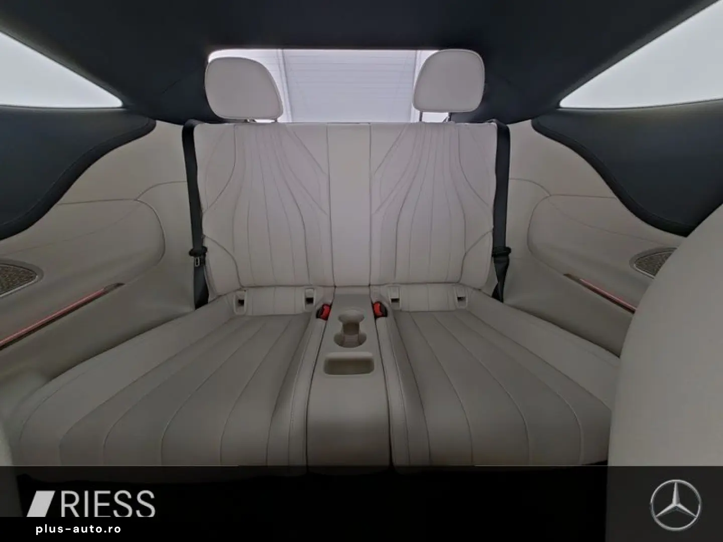 MERCEDES-BENZ CLE 300 e AMG Sport Night Distr Pano 1&hellip;