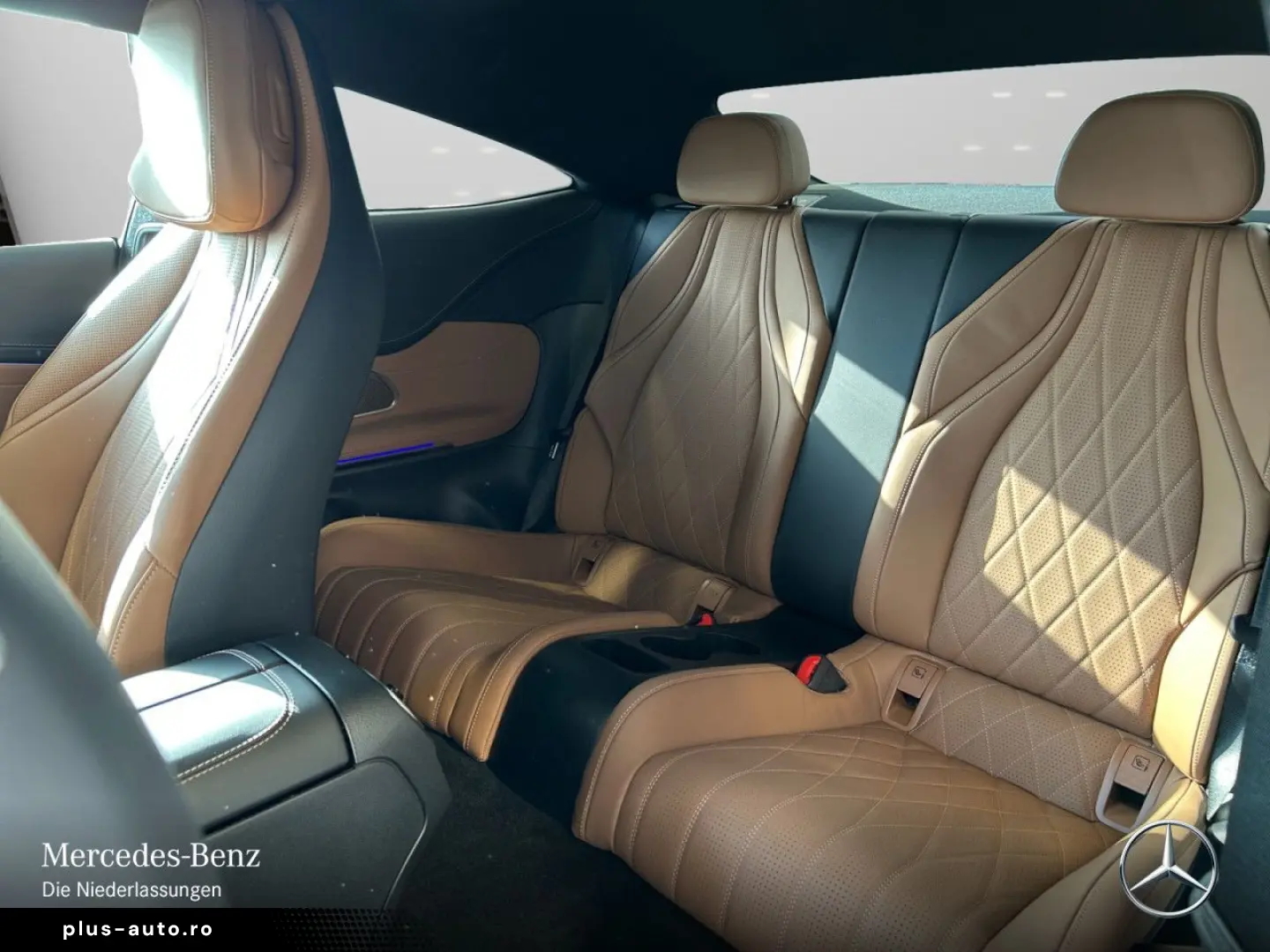 MERCEDES-BENZ CLE 300 e AMG PREM  Night Pano Digital&hellip;