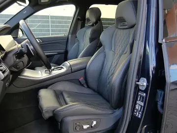 BMW X5xDr30d M-Sport DA  PA  Las.Pan.AHK.BLFT M-Sitz