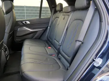 BMW X5xDr30d M-Sport DA  PA  Las.Pan.AHK.BLFT M-Sitz
