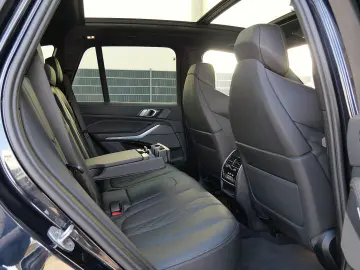 BMW X5xDr30d M-Sport DA  PA  Las.Pan.AHK.BLFT M-Sitz