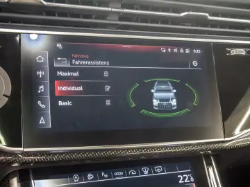 AUDI Q8 50 TDI S Line Comp plus quattro tiptronic AHK