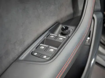 AUDI Q8 50 TDI S Line Comp plus quattro tiptronic AHK