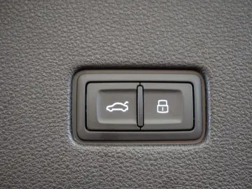 AUDI Q8 50 TDI S Line Comp plus quattro tiptronic AHK