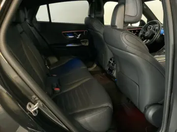 MERCEDES-BENZ GLC 200 4M Coupé AMG Night Pano HUD AHK DISTRO