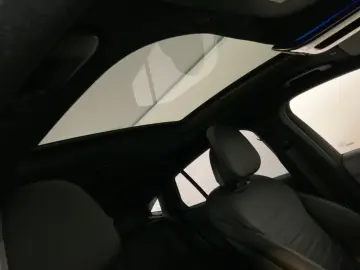 MERCEDES-BENZ GLC 200 4M Coupé AMG Night Pano HUD AHK DISTRO