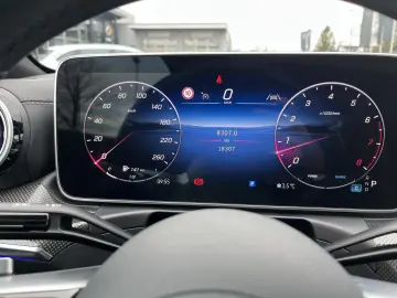 MERCEDES-BENZ CLE 200 AMG Line  PANO DIGLIGHT Winter NIGHT