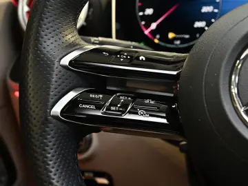 MERCEDES-BENZ CLE 200 Coupé AMG   LED Pano Navi