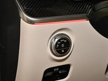 MERCEDES-BENZ CLE 200 Coupé AMG   LED Pano Navi