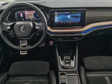 SKODA Octavia Scout 2.0 TDI DSG 4x4 LEDER AHK HUD LED