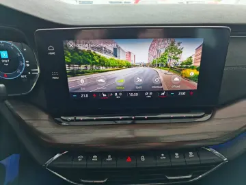 SKODA Octavia Scout 2.0 TDI DSG 4x4 LEDER AHK HUD LED