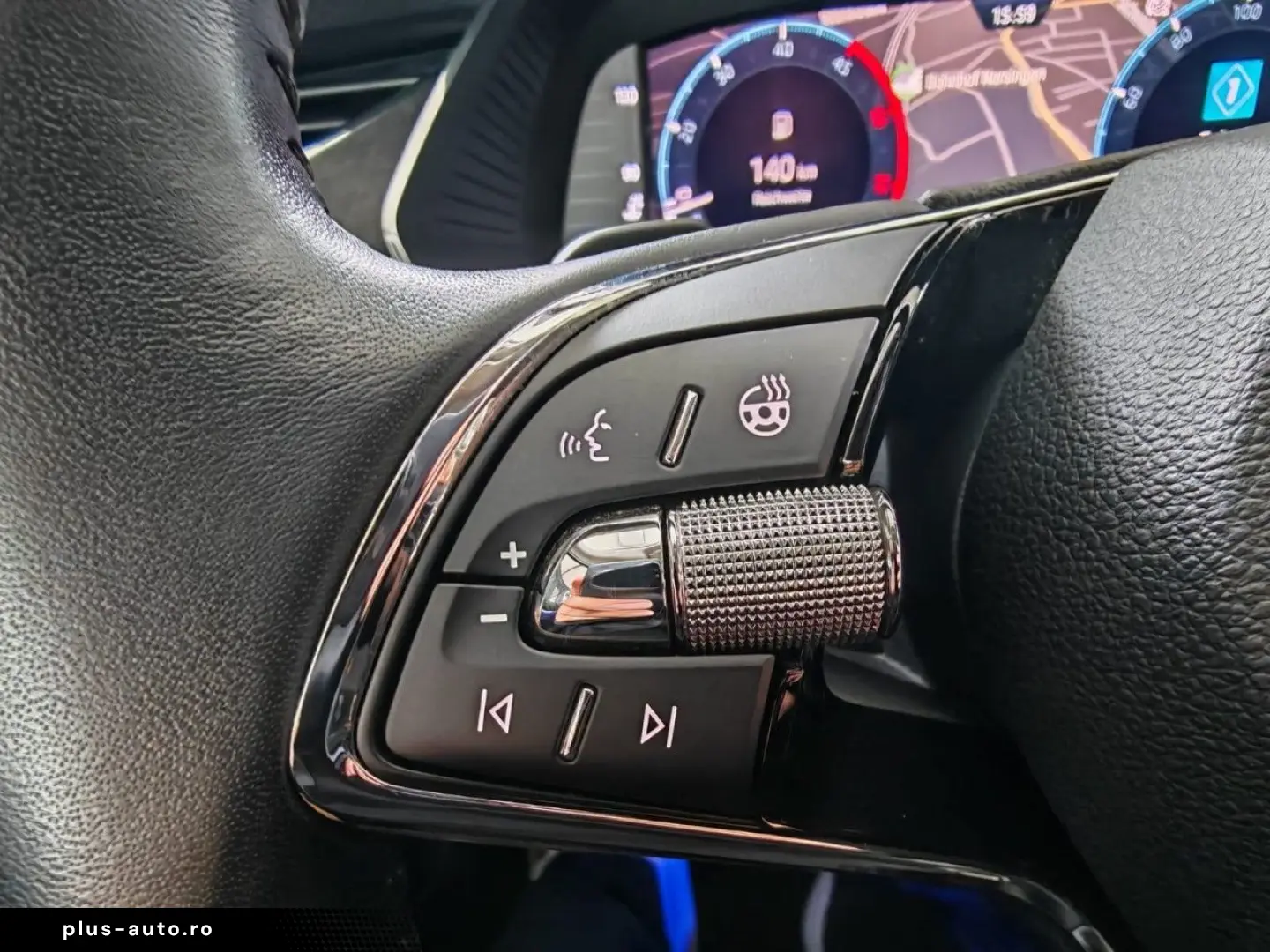 SKODA Octavia Scout 2.0 TDI DSG 4x4 LEDER AHK HUD LED