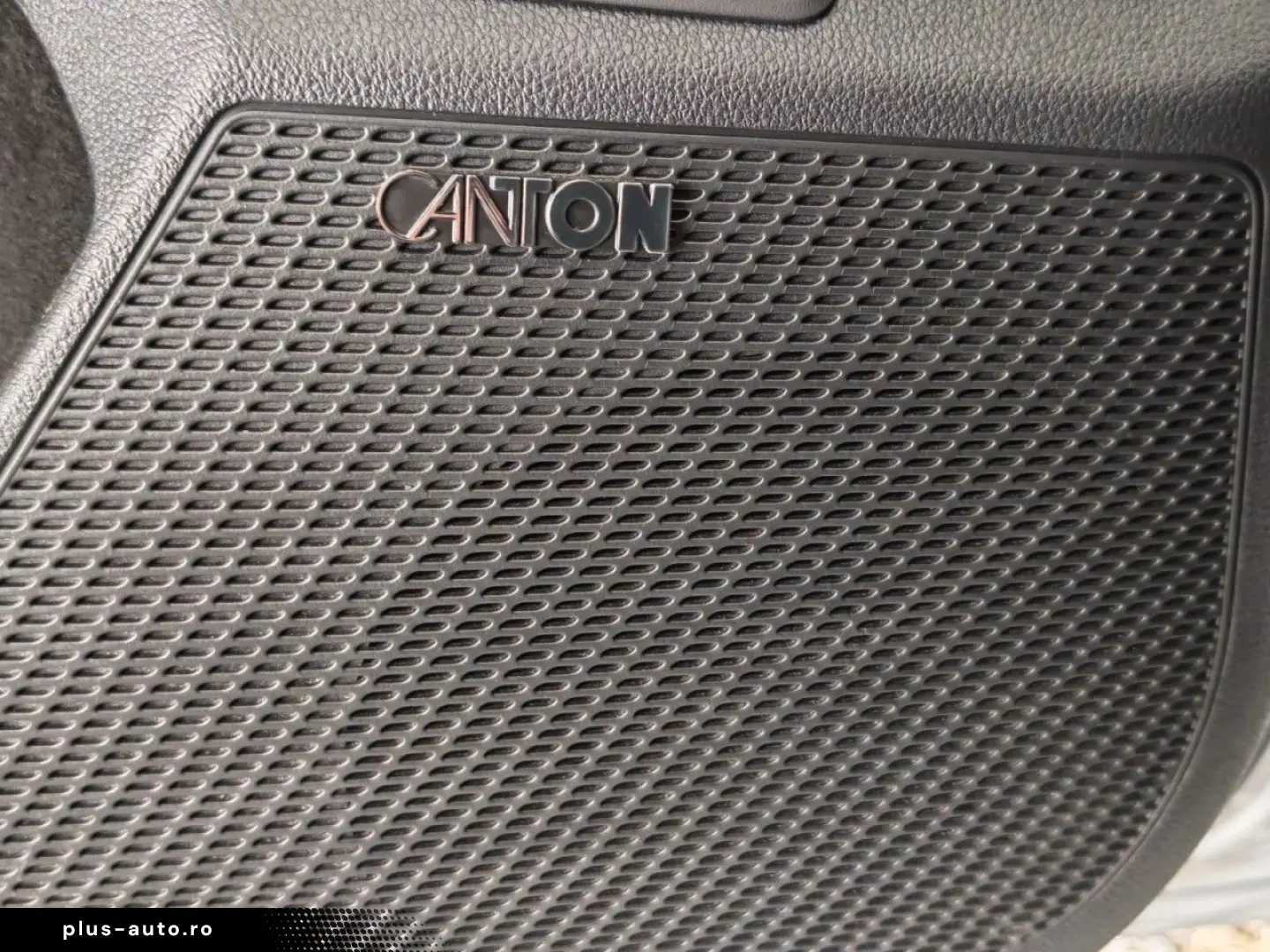 SKODA Octavia Scout 2.0 TDI DSG 4x4 LEDER AHK HUD LED