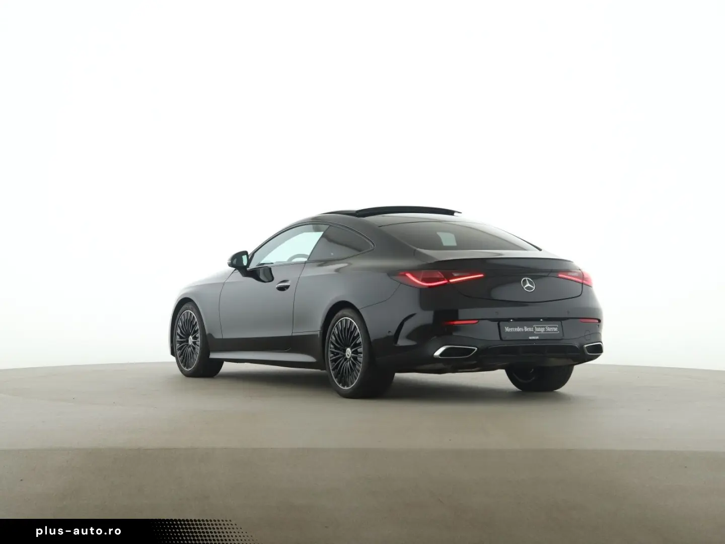 MERCEDES-BENZ CLE 450 4M Coupé AMG Night Pano Burmester 3D