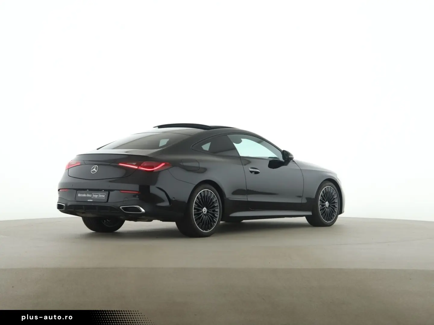 MERCEDES-BENZ CLE 450 4M Coupé AMG Night Pano Burmester 3D
