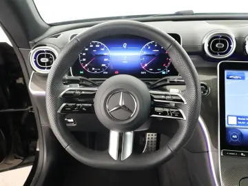 MERCEDES-BENZ CLE 450 4M Coupé AMG Night Pano Burmester 3D