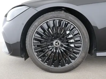 MERCEDES-BENZ CLE 450 4M Coupé AMG Night Pano Burmester 3D