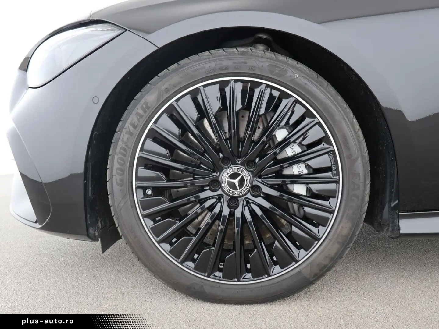 MERCEDES-BENZ CLE 450 4M Coupé AMG Night Pano Burmester 3D