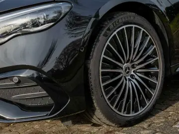 MERCEDES-BENZ E 400 e 4M AMG Premium Pano Leder Dist&hellip;