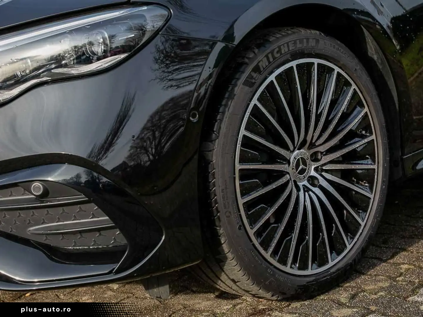 MERCEDES-BENZ E 400 e 4M AMG Premium Pano Leder Dist&hellip;