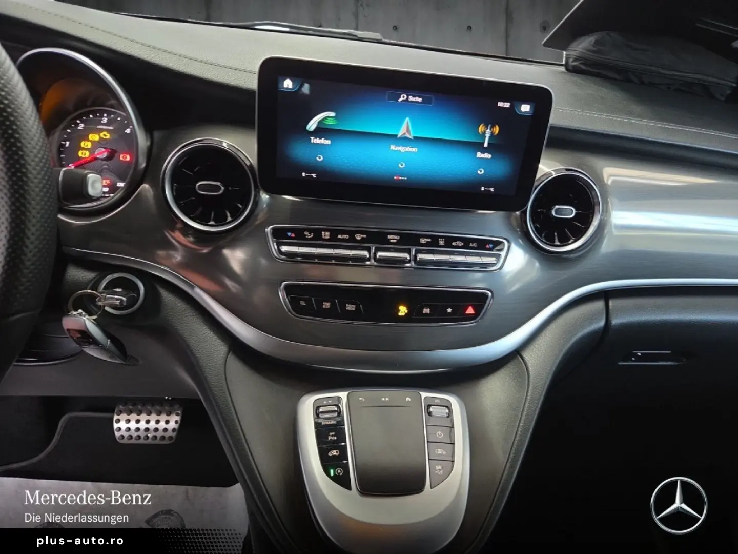 MERCEDES-BENZ V 300 d 4M EXCLUSIVE EDITION Allrad AMG SportP