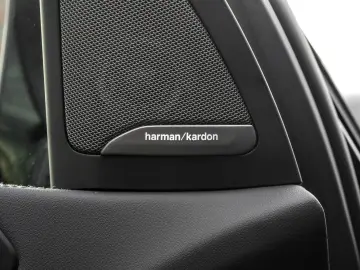 BMW X5 xDrive50e M SPORT AHK H K DA PROF HuD 20