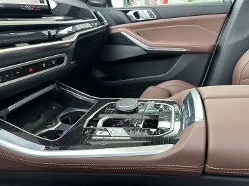 BMW X5 xDrive50e PHEV 25 7kWh Aut. M-Paket  Sitzh...