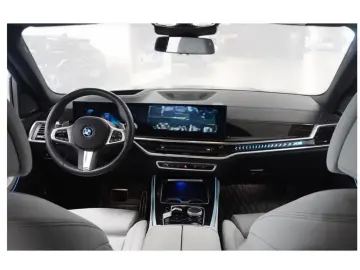 BMW X5 xDrive50e PANO - TOW BAR -