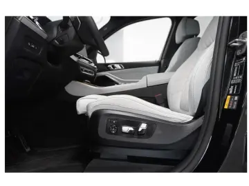 BMW X5 xDrive50e PANO - TOW BAR -