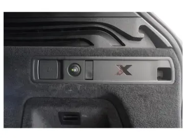 BMW X5 xDrive50e PANO - TOW BAR -