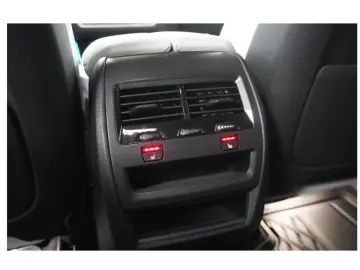 BMW X5 xDrive50e PANO - TOW BAR -