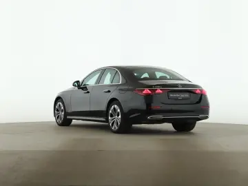 MERCEDES-BENZ E 300 e Avantgarde Distronic Ambiente 19 Zoll