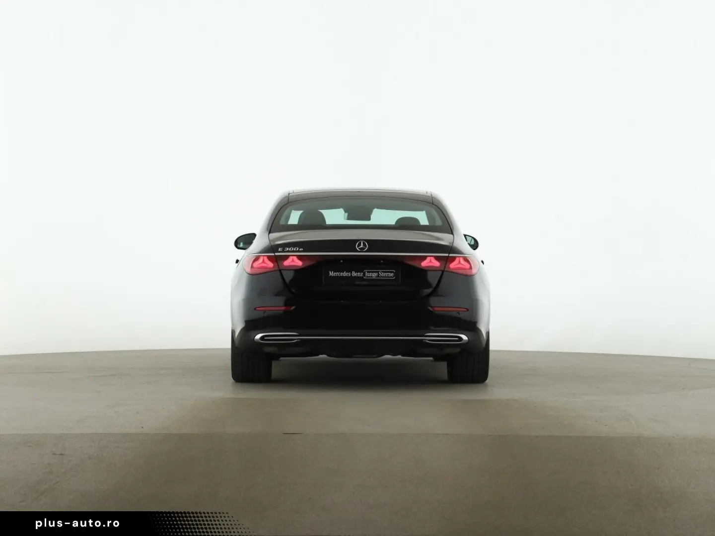 MERCEDES-BENZ E 300 e Avantgarde Distronic Ambiente 19 Zoll