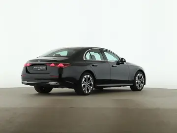 MERCEDES-BENZ E 300 e Avantgarde Distronic Ambiente 19 Zoll