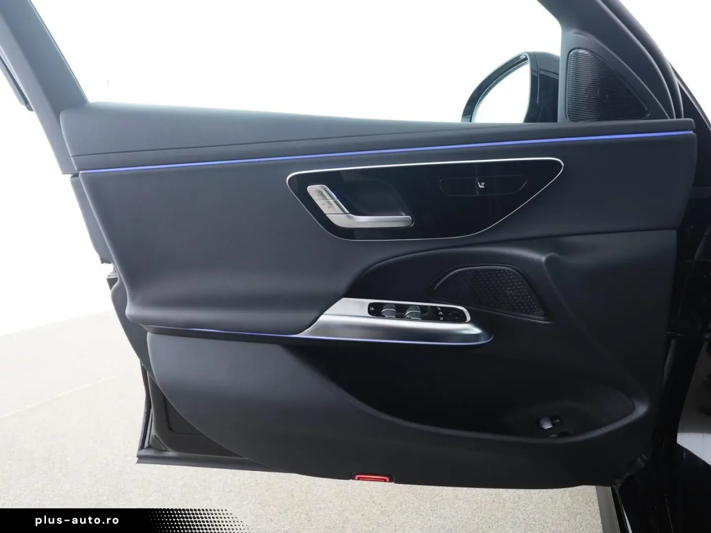 MERCEDES-BENZ E 300 e Avantgarde Distronic Ambiente 19 Zoll